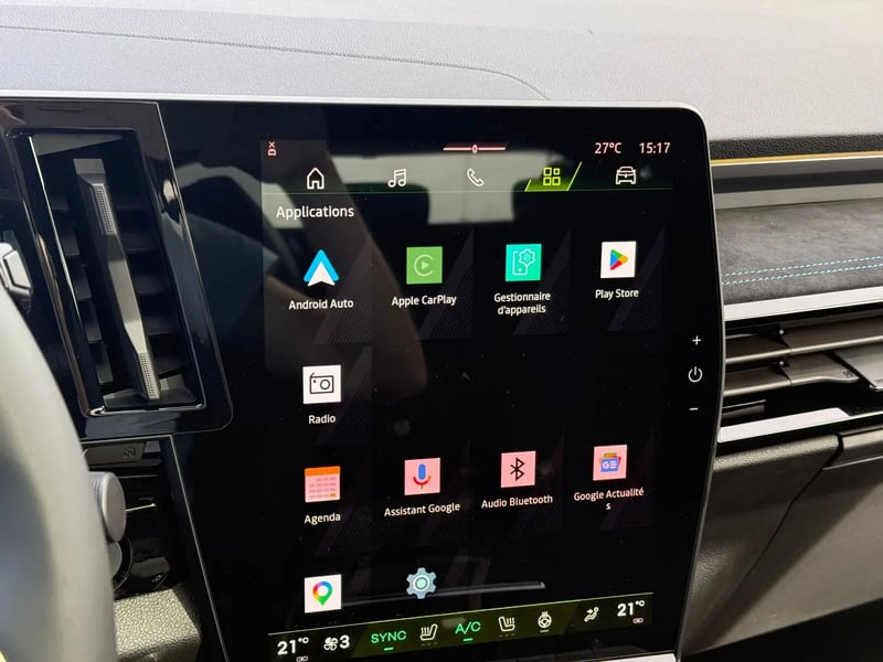 Photo de la voiture RENAULT AUSTRAL full hybrid E-Tech 200 ch Esprit Alpine