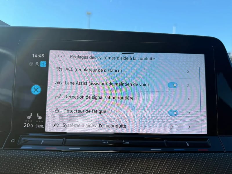 Photo de la voiture VOLKSWAGEN GOLF 1.5 eTSI OPF 150 DSG7 R-Line