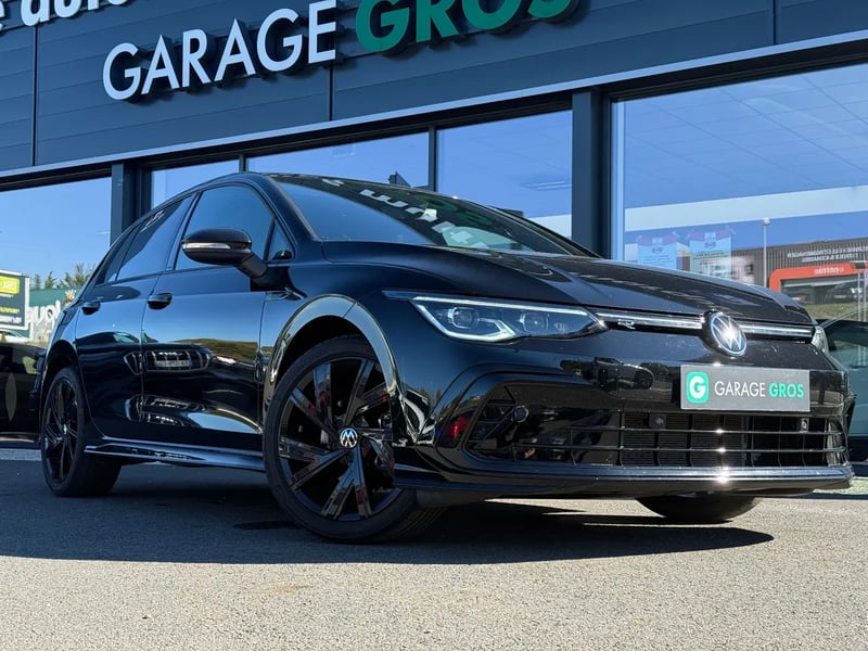 Photo de la voiture VOLKSWAGEN GOLF 1.5 eTSI OPF 150 DSG7 R-Line