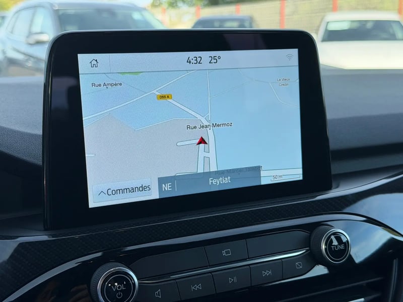 Photo de la voiture FORD KUGA 2.0 TDCi 120 S&S 4x2 Powershift ST-Line