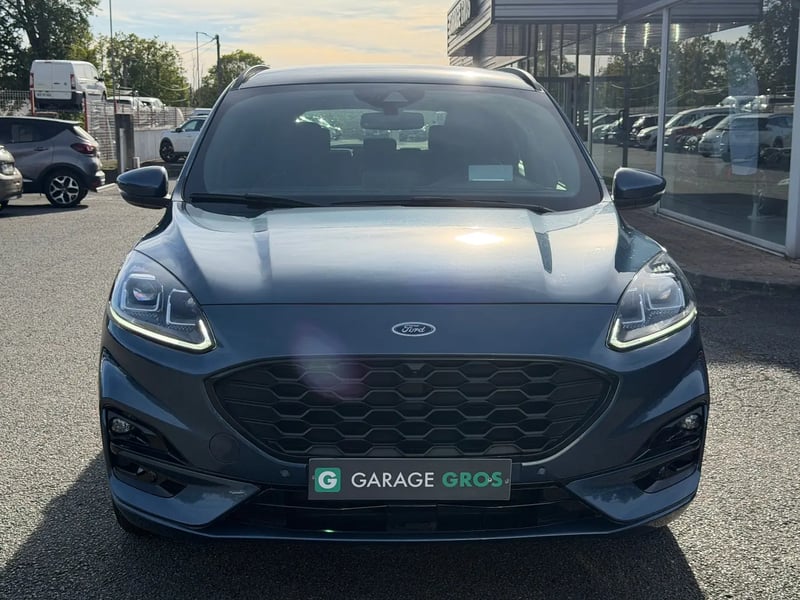 Photo de la voiture FORD KUGA 2.0 TDCi 120 S&S 4x2 Powershift ST-Line