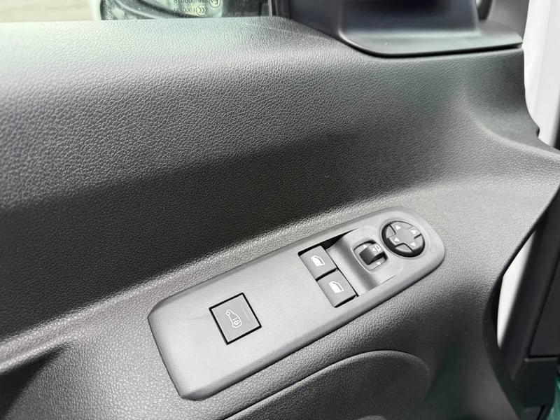 Photo de la voiture CITROEN BERLINGO VAN XL DIESEL 130 CH AUT.