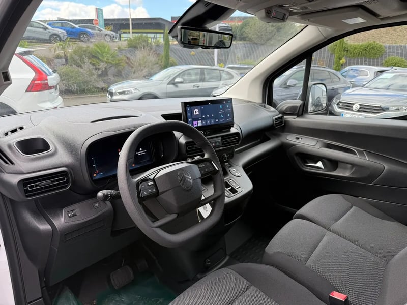 Photo de la voiture CITROEN BERLINGO VAN XL DIESEL 130 CH AUT.