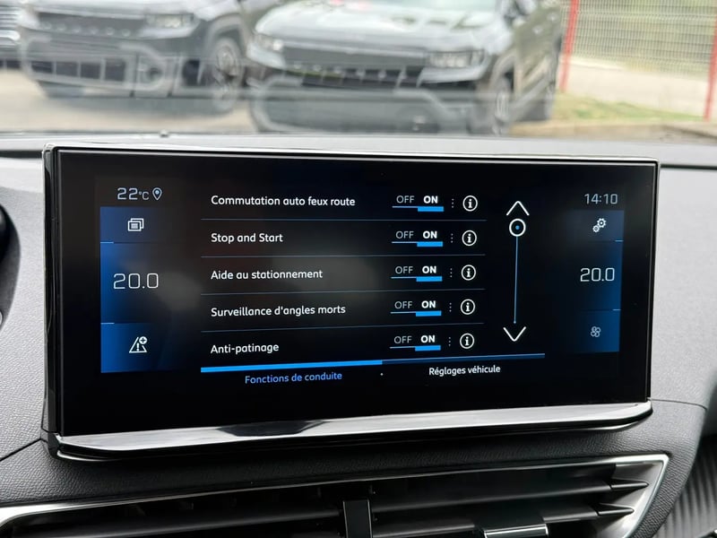 Photo de la voiture PEUGEOT 5008 BlueHDi 130ch S&S BVM6 Allure