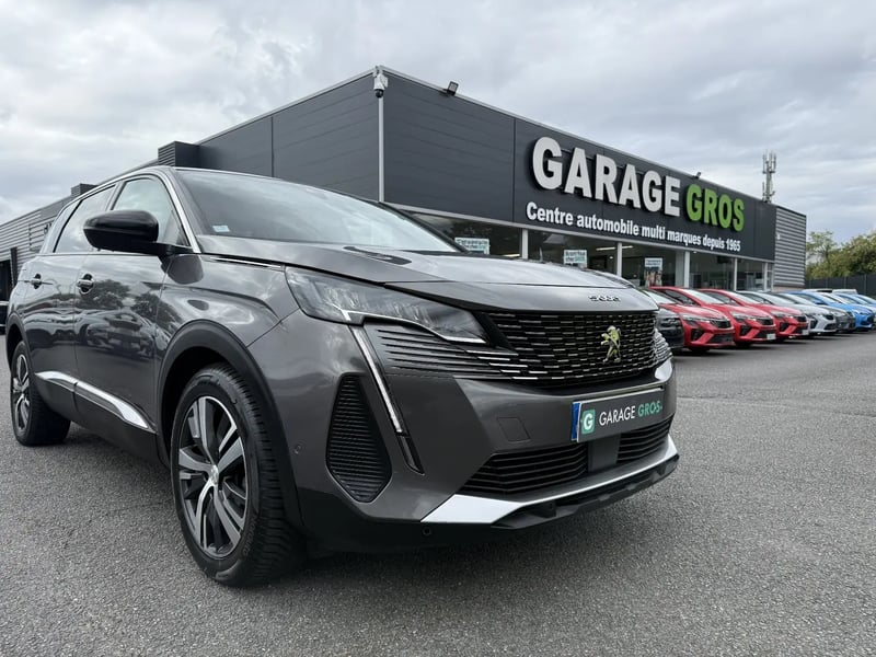 Photo de la voiture PEUGEOT 5008 BlueHDi 130ch S&S BVM6 Allure