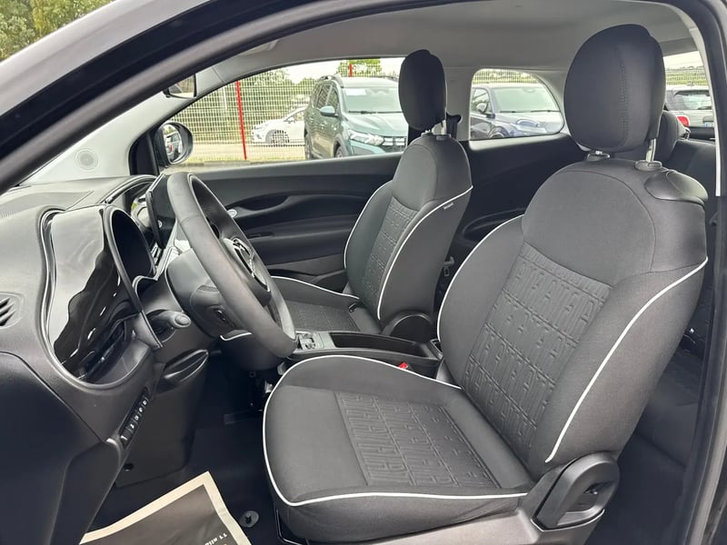 Photo de la voiture FIAT 500e BERLINE 500 e 118 ch Nouvelle 500