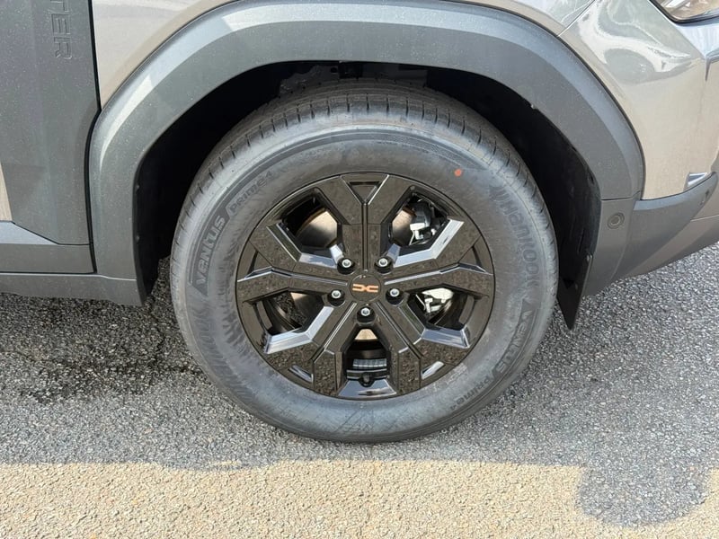 Photo de la voiture DACIA DUSTER ECO-G 120 auto Extreme