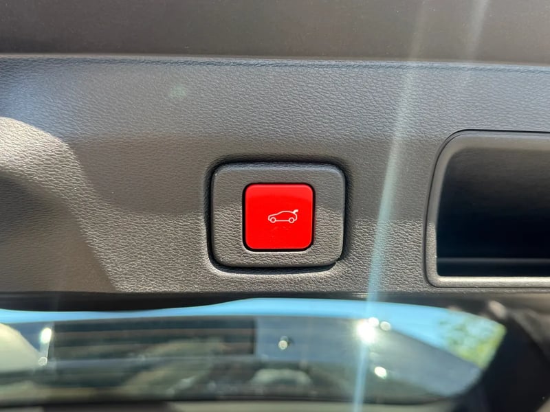 Photo de la voiture JEEP COMPASS 1.2 Turbo T3 145 ch BVR6 e-Hybrid Altitude