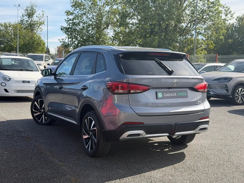 Photo de la voiture MG ZS 1.5 L Hybrid+ 197 ch Luxury