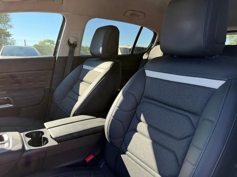 Photo de la voiture CITROEN C5 AIRCROSS Hybride 145 e-DCS6 Max