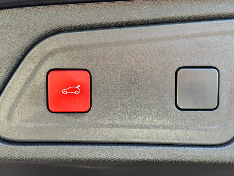 Photo de la voiture CITROEN C5 AIRCROSS Hybride 145 e-DCS6 Max