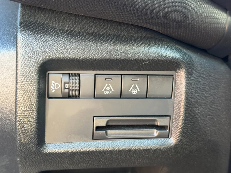 Photo de la voiture CITROEN C5 AIRCROSS Hybride 145 e-DCS6 Max