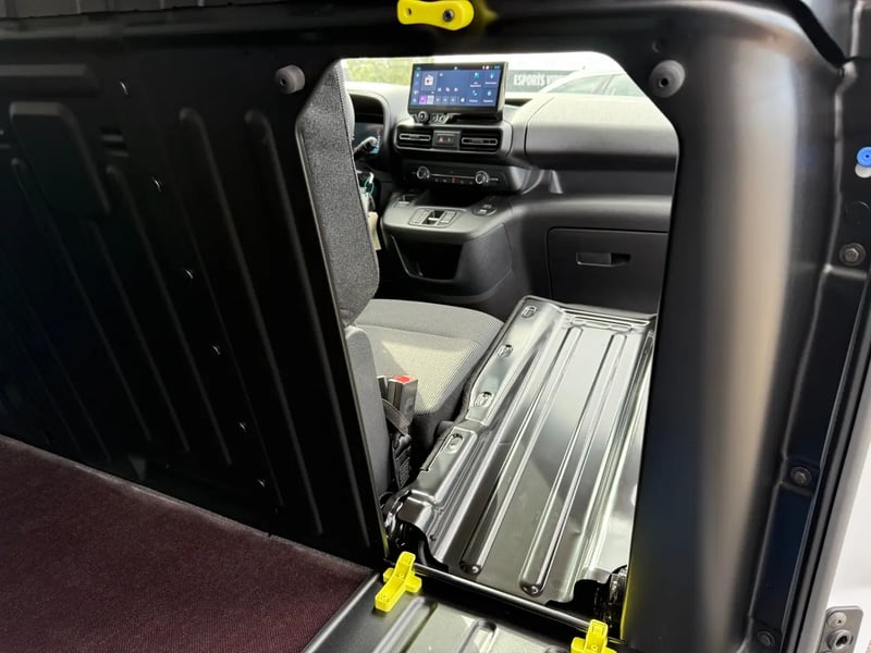 Photo de la voiture CITROEN BERLINGO VAN XL DIESEL 130 CH AUT.
