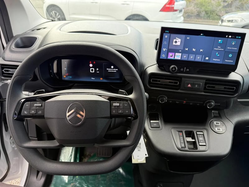 Photo de la voiture CITROEN BERLINGO VAN XL DIESEL 130 CH AUT.