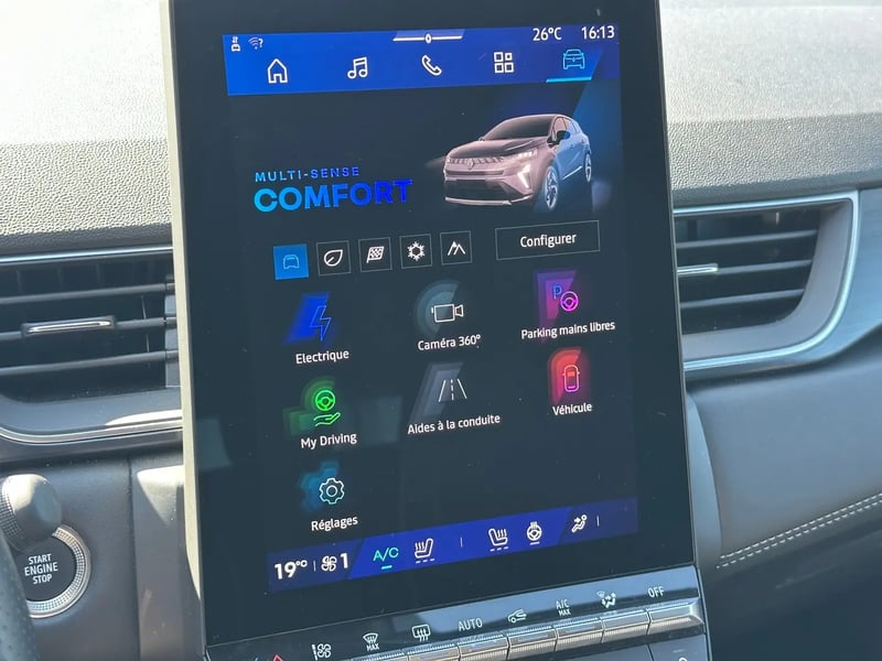 Photo de la voiture RENAULT SYMBIOZ E-Tech full hybrid 145 Iconic