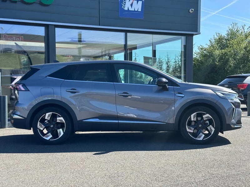 Photo de la voiture RENAULT SYMBIOZ E-Tech full hybrid 145 Iconic