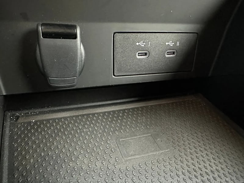 Photo de la voiture RENAULT CAPTUR Eco-G 100 ch Techno