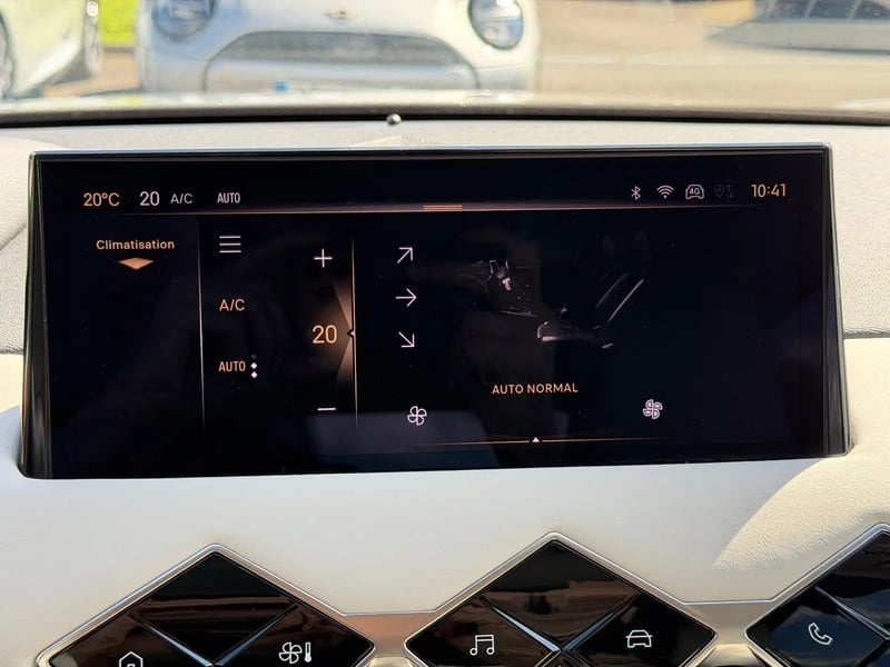 Photo de la voiture DS DS 3 PureTech 130 EAT8 Esprit de Voyage