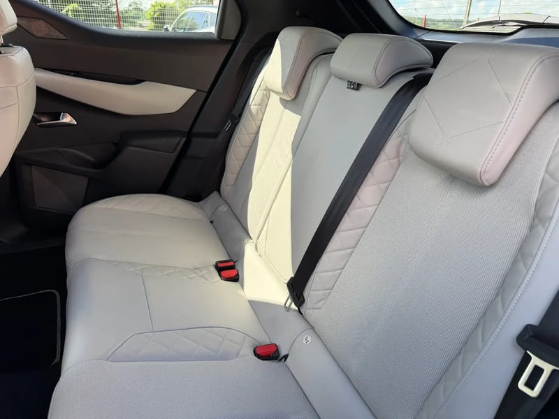 Photo de la voiture DS DS 3 PureTech 130 EAT8 Esprit de Voyage