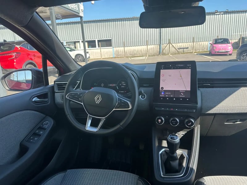 Photo de la voiture RENAULT CLIO V Eco-G 100 ch GSR2 Techno