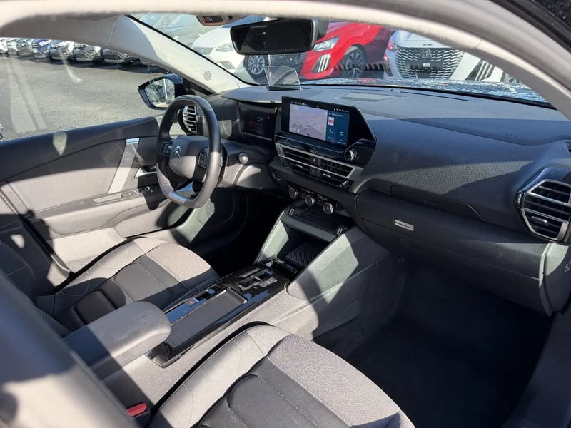 Photo de la voiture CITROEN C4 X PureTech 130 S&S EAT8 Max