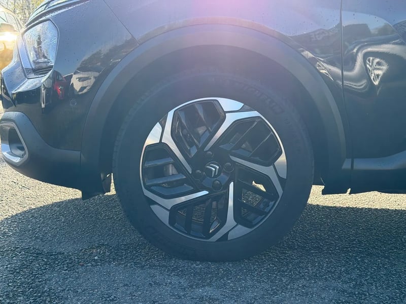 Photo de la voiture CITROEN C4 X PureTech 130 S&S EAT8 Max