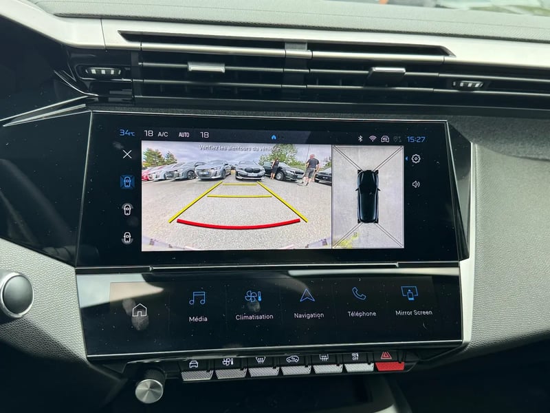 Photo de la voiture PEUGEOT 308 Hybrid 145 e-DCS6 Allure