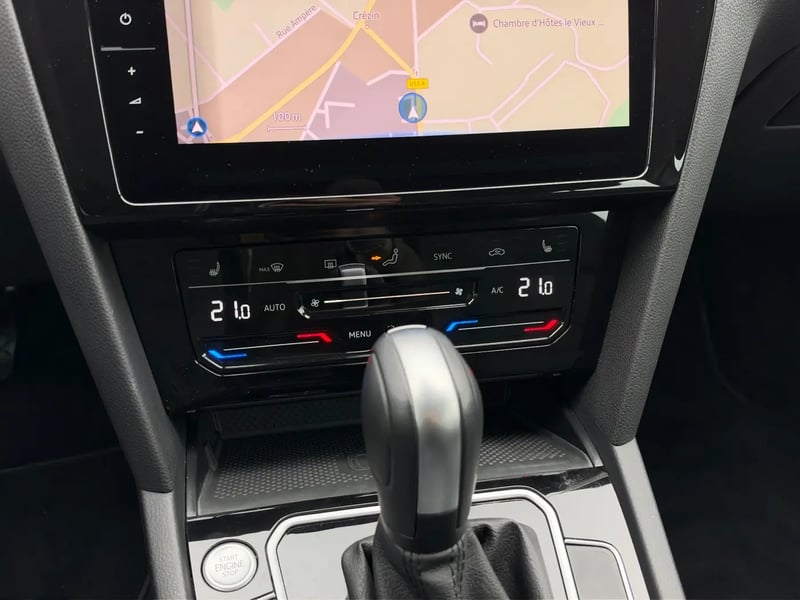 Photo de la voiture VOLKSWAGEN PASSAT SW 2.0 TDI EVO SCR 122 DSG7 Life Plus