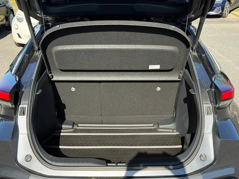 Photo de la voiture TOYOTA C-HR Hybride 200 GR Sport