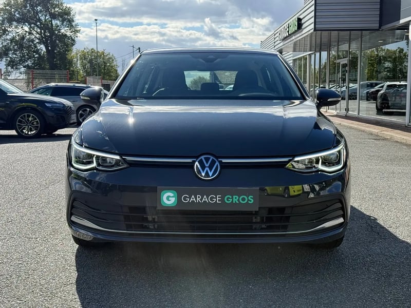 Photo de la voiture VOLKSWAGEN GOLF 1.5 eTSI OPF 130 DSG7 Style