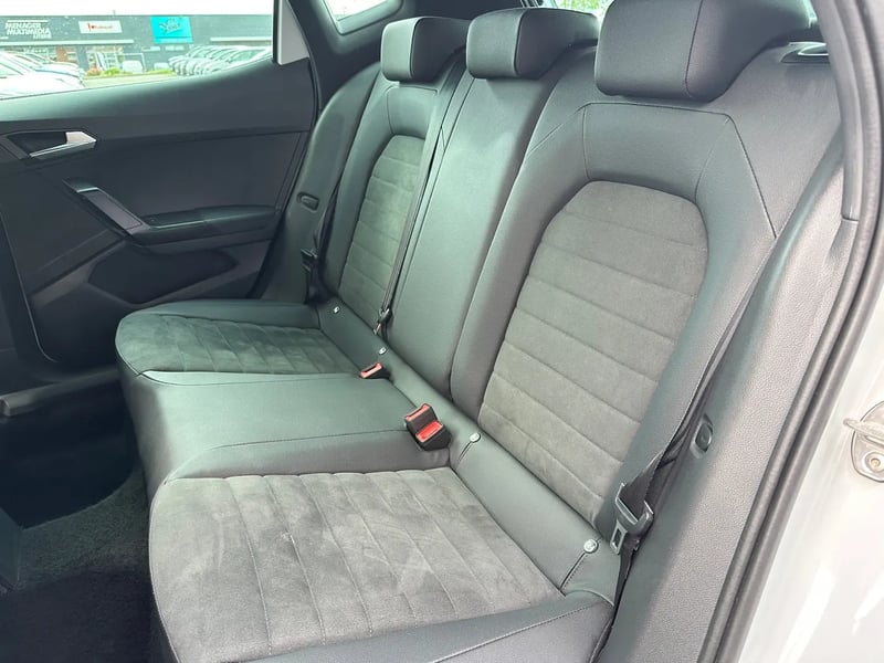 Photo de la voiture SEAT ARONA 1.0 TSI 115 ch Start/Stop DSG7 Xperience