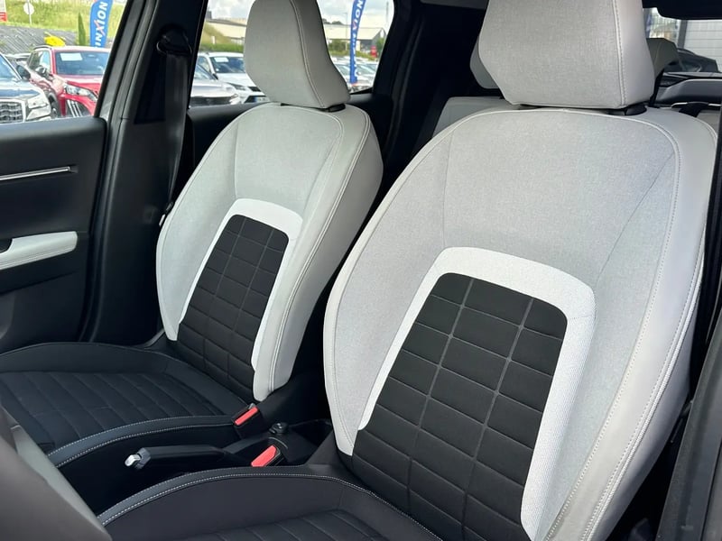 Photo de la voiture CITROEN C3 Turbo 100 ch Manuelle Max