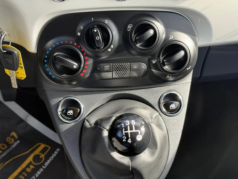 Photo de la voiture FIAT 500C MY17 1.2 69 ch Lounge