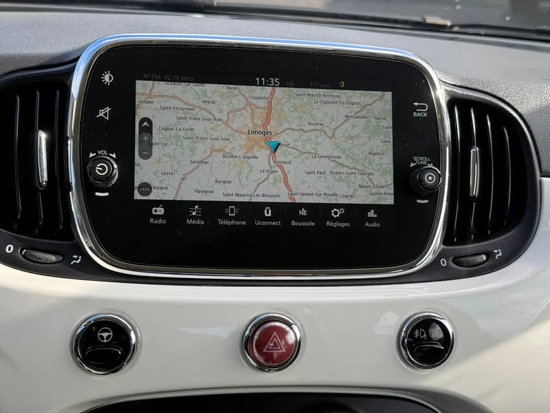 Photo de la voiture FIAT 500C MY17 1.2 69 ch Lounge