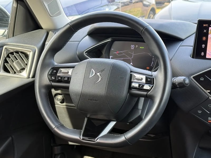 Photo de la voiture DS DS 3 ELECTRIQUE E-Tense Rivoli