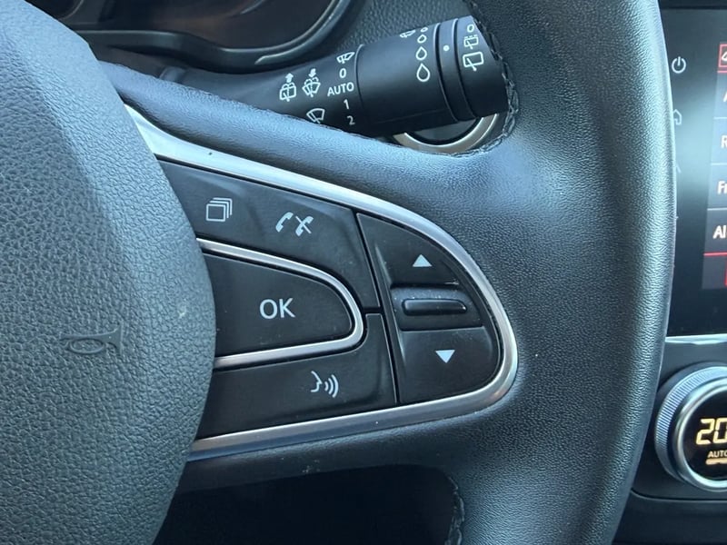 Photo de la voiture RENAULT KADJAR Blue dCi 115 EDC Techno