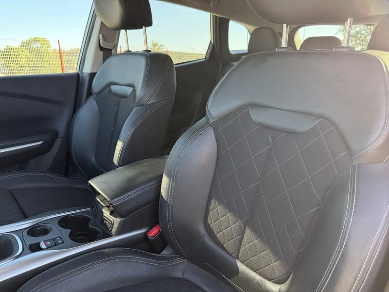 Photo de la voiture RENAULT KADJAR Blue dCi 115 EDC Techno