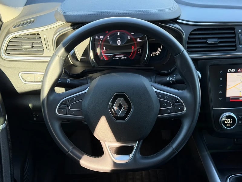 Photo de la voiture RENAULT KADJAR Blue dCi 115 EDC Techno
