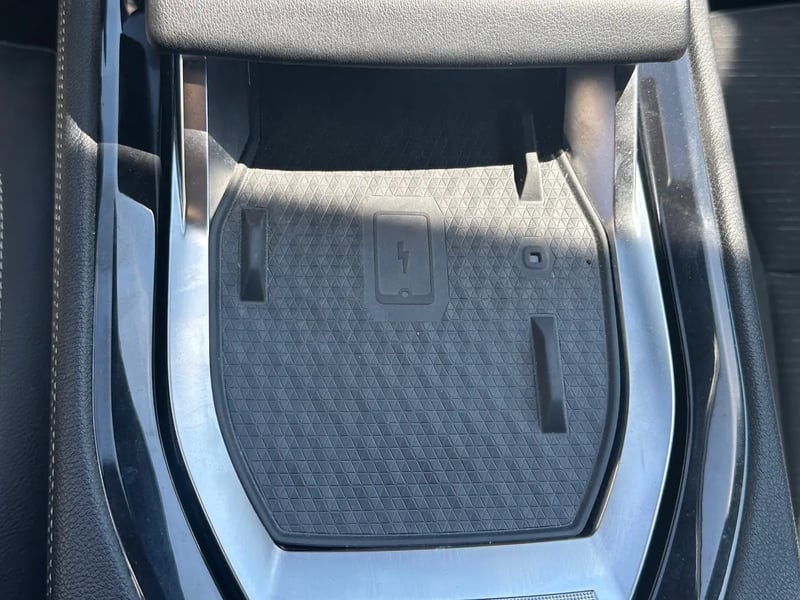 Photo de la voiture RENAULT AUSTRAL E-Tech full hybrid 200 GSR2 Techno