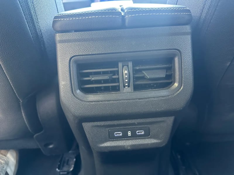 Photo de la voiture RENAULT AUSTRAL E-Tech full hybrid 200 GSR2 Techno