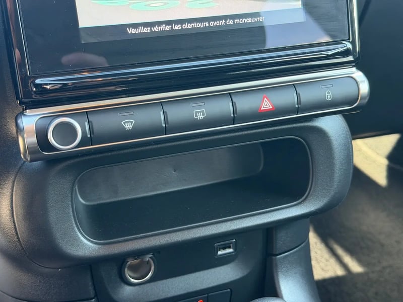 Photo de la voiture CITROEN C3 PureTech 110 S&S EAT6 Shine Pack