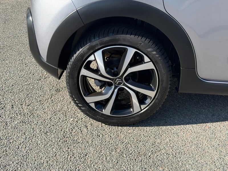 Photo de la voiture CITROEN C3 PureTech 110 S&S EAT6 Shine Pack