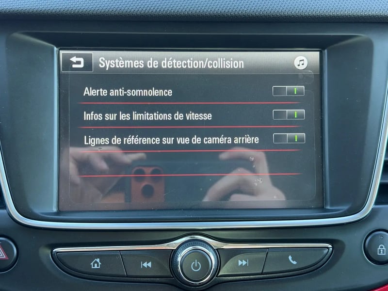 Photo de la voiture OPEL CROSSLAND 1.2 Turbo 110 ch BVM6 GS Line