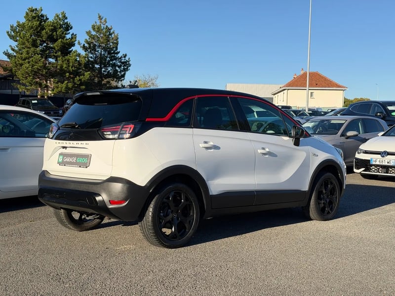 Photo de la voiture OPEL CROSSLAND 1.2 Turbo 110 ch BVM6 GS Line