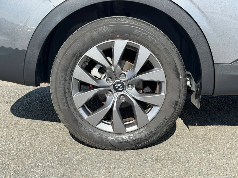 Photo de la voiture RENAULT ARKANA mild hybrid 140 EDC GSR2 Evolution
