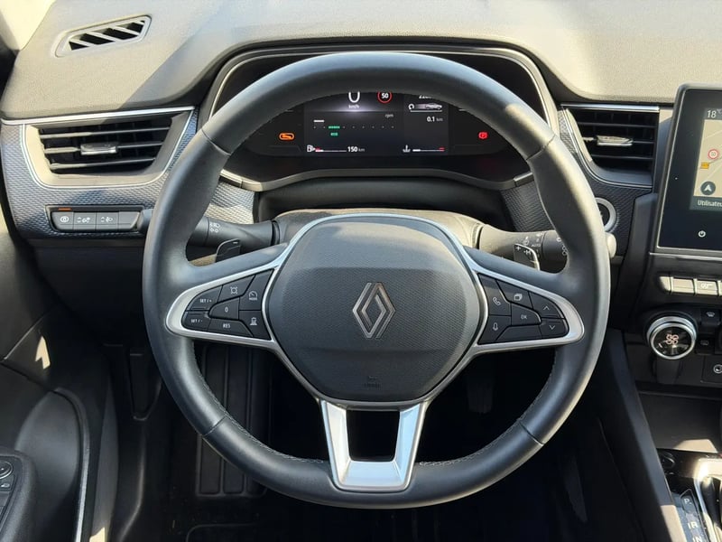 Photo de la voiture RENAULT ARKANA mild hybrid 140 EDC GSR2 Evolution
