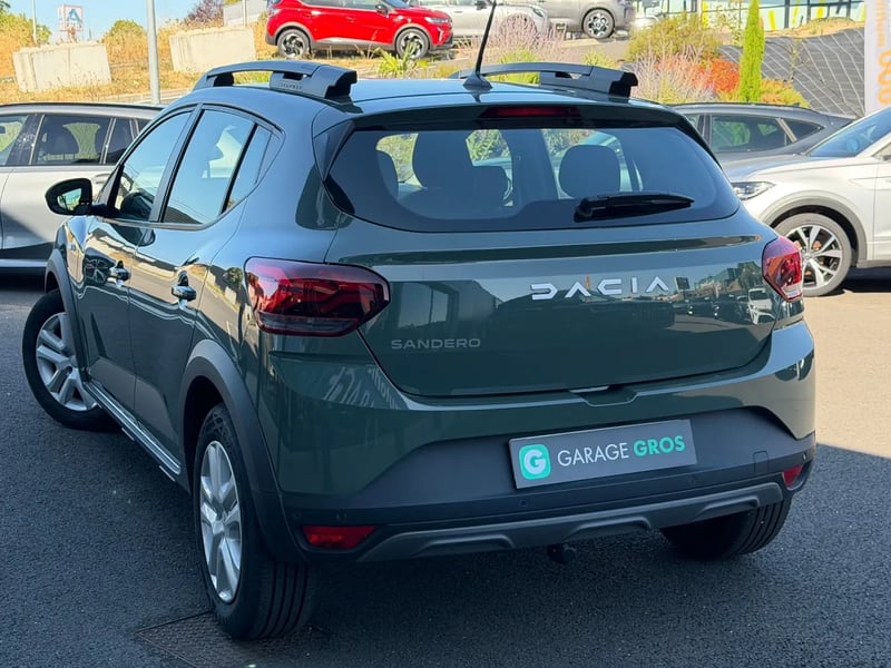 Photo de la voiture DACIA SANDERO ECO-G 100 Stepway Expression