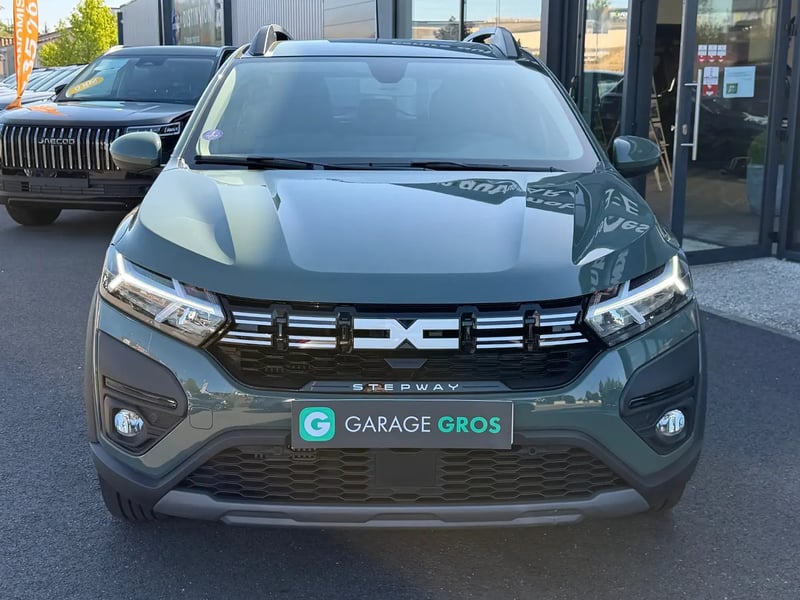 Photo de la voiture DACIA SANDERO ECO-G 100 Stepway Expression