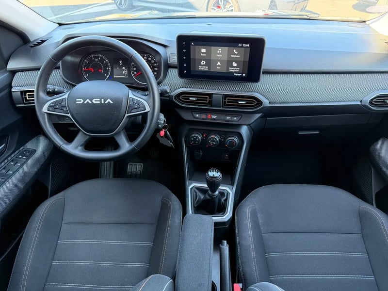 Photo de la voiture DACIA SANDERO ECO-G 100 Stepway Expression