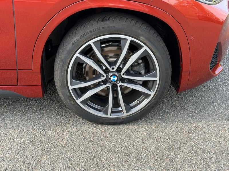 Photo de la voiture BMW X2 F39 xDrive 25e 220 ch BVA6 M Sport